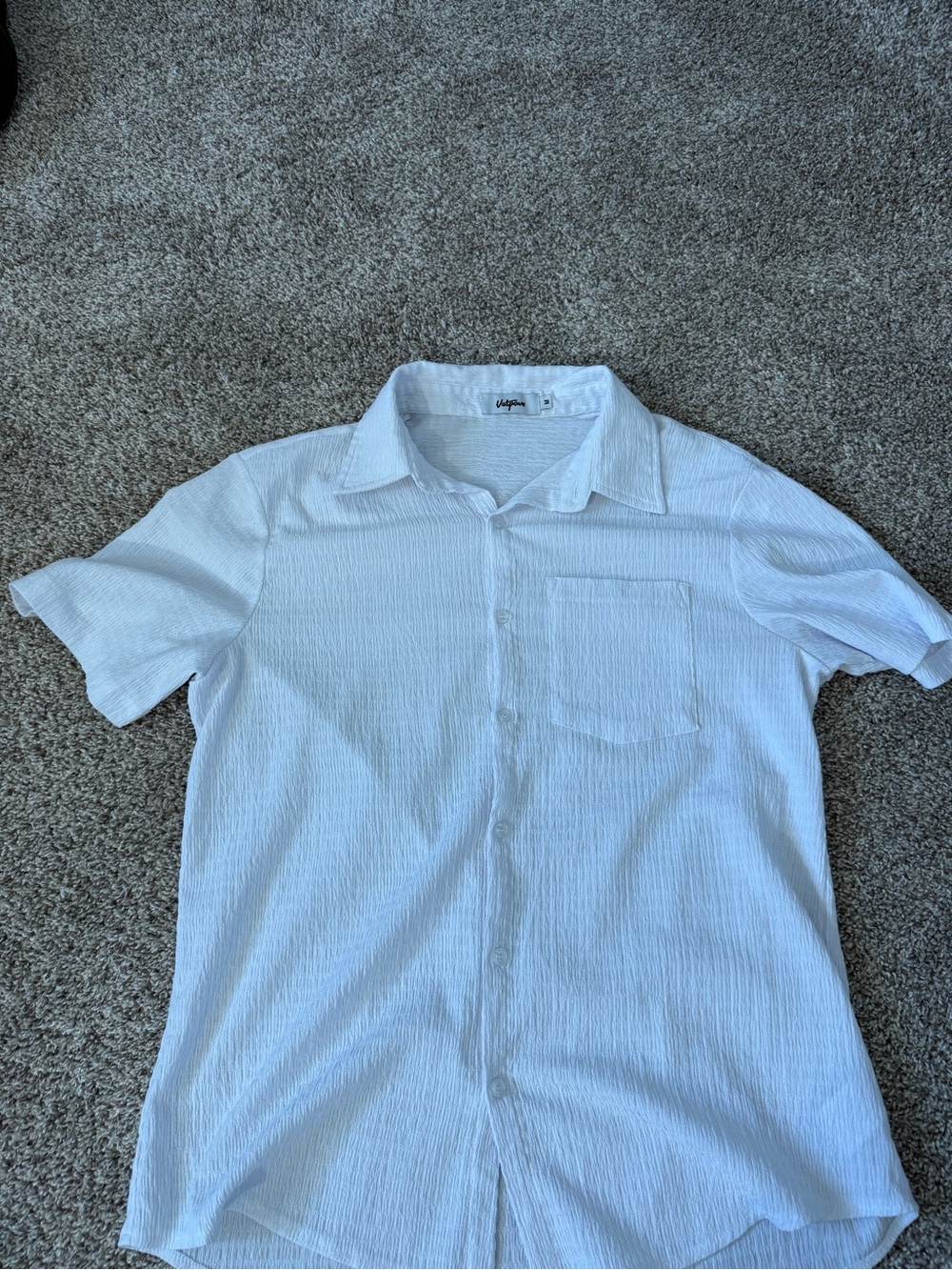 Lightweight White Short-Sleeve Button-Up Shirt - Unbranded